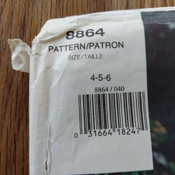 Vogue 8864 Sewing Pattern Girls Size 4-6 Long Coat and Tam Hat - Picture 2 of 16